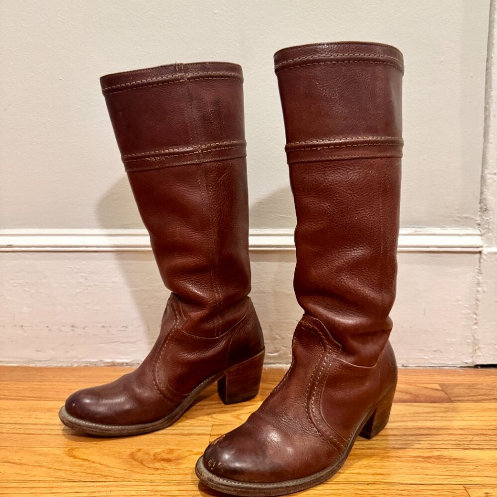 Frye Jane Heeled Leather Boots
